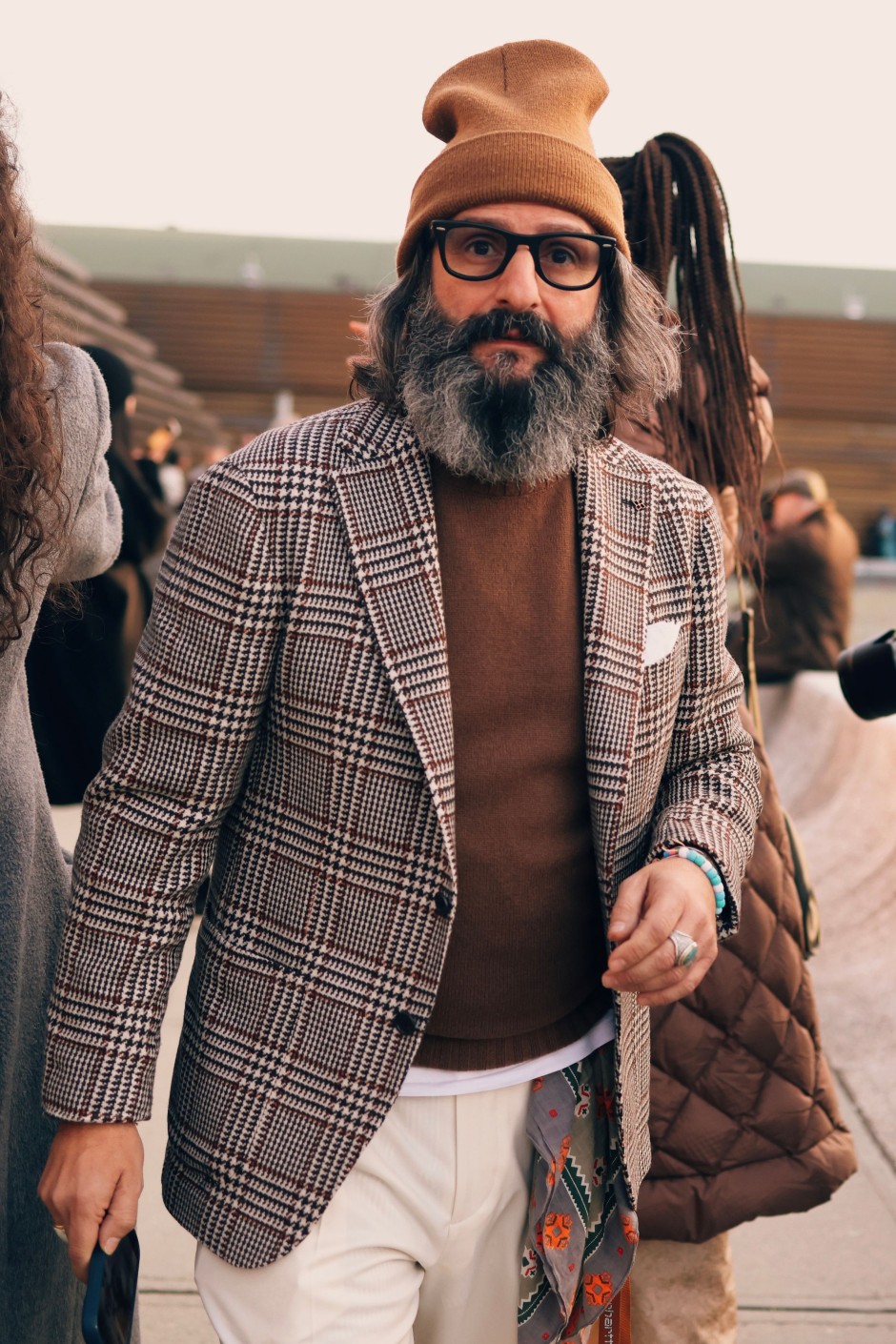 Sokak Stili: Pitti Uomo 2025'in En Şıkları