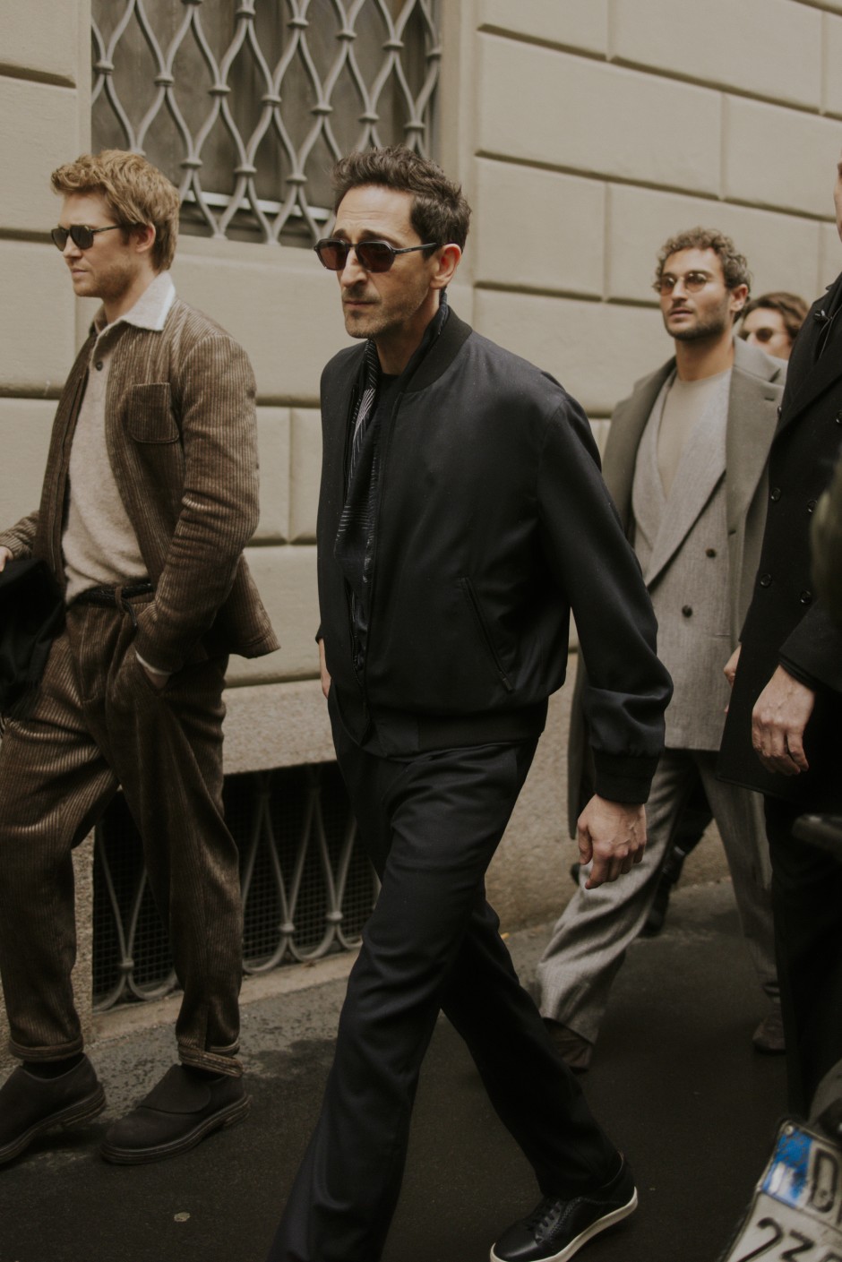 Sokak Stili: Milano Erkek Moda Haftası Sonbahar/Kış 2025