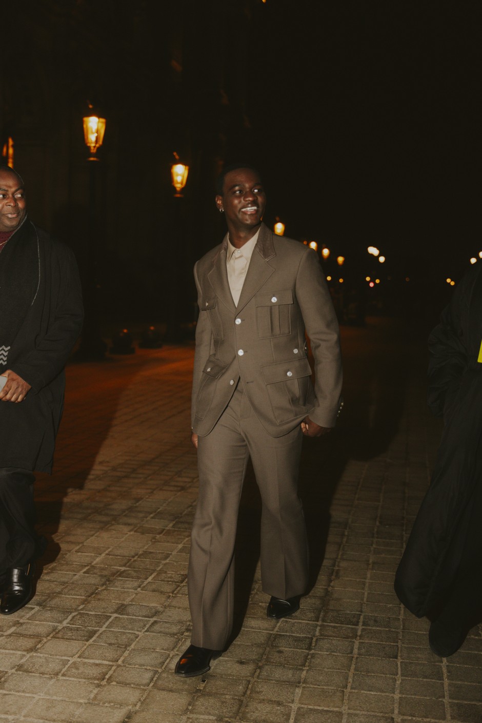 Louis Vuitton'un Sonbahar-Kış 2025 Defilesinde En İyi Giyinen Ünlüler