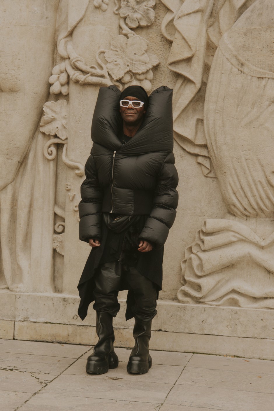 Parisli Bir Moda Tutkunu Gibi Puf Mont Giymenin 10 Yolu