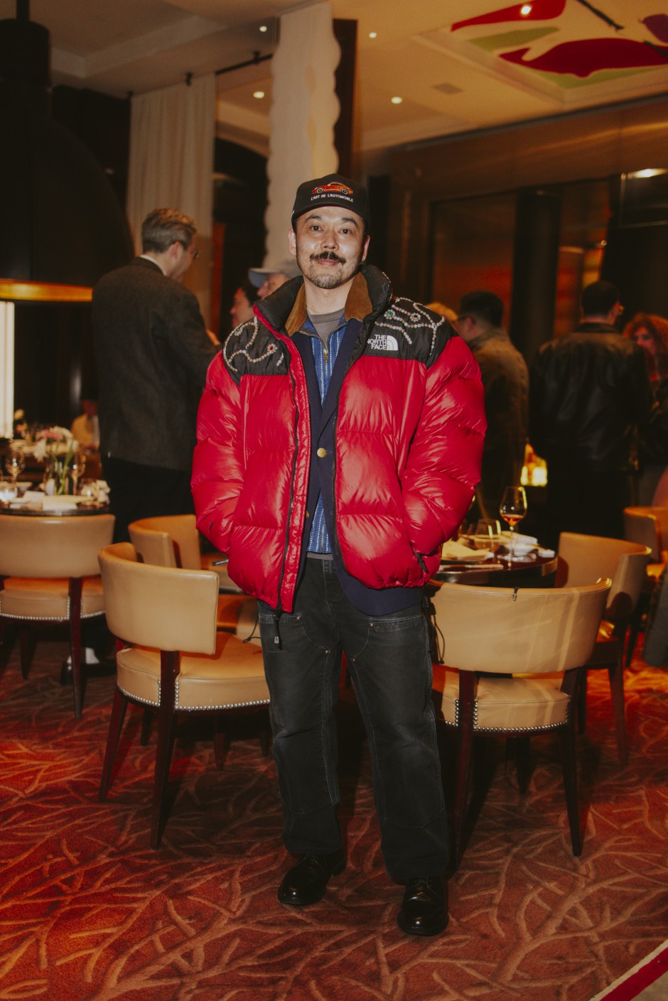 Parisli Bir Moda Tutkunu Gibi Puf Mont Giymenin 10 Yolu