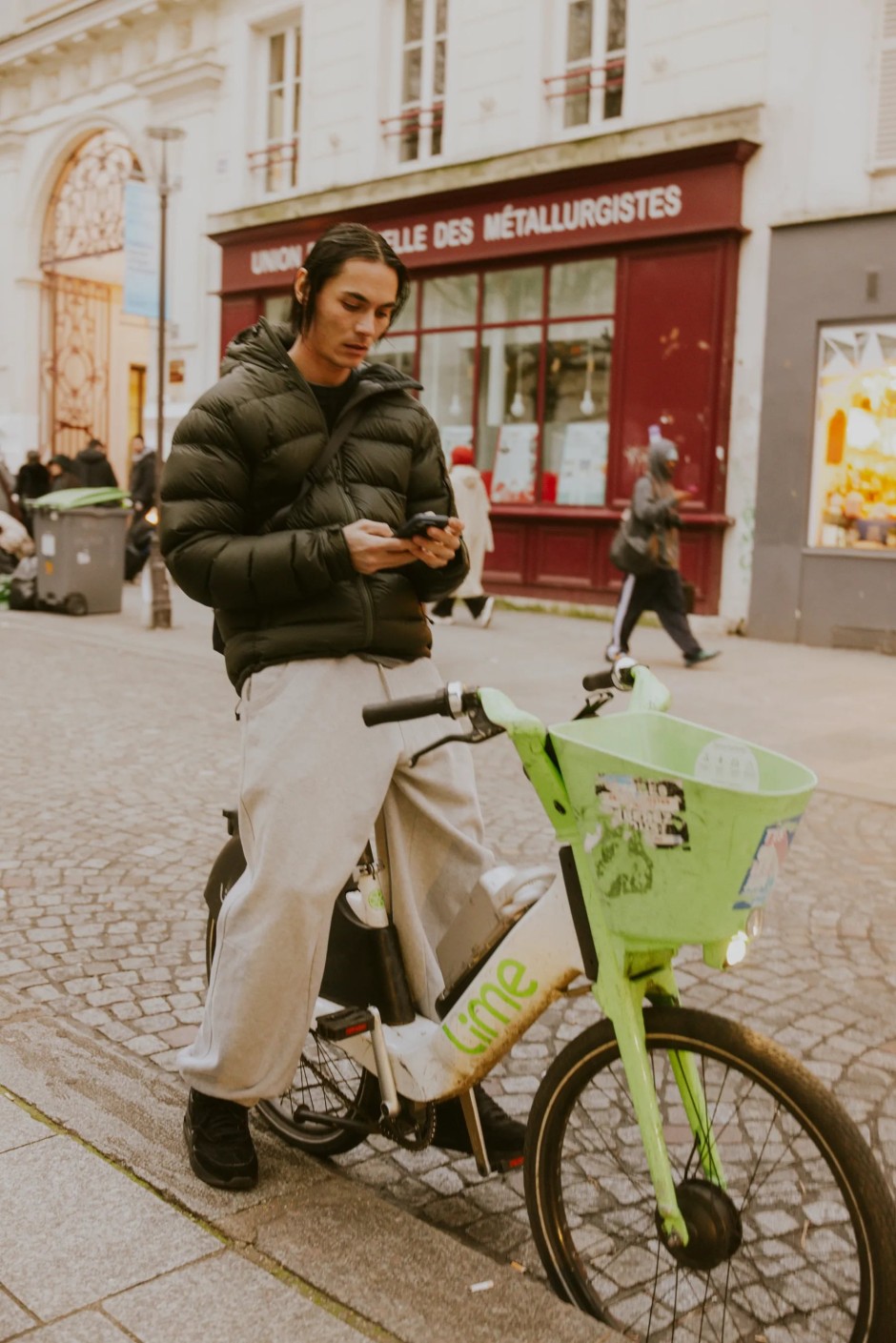 Paris Moda Haftası'ndan 39 İddialı Ceket