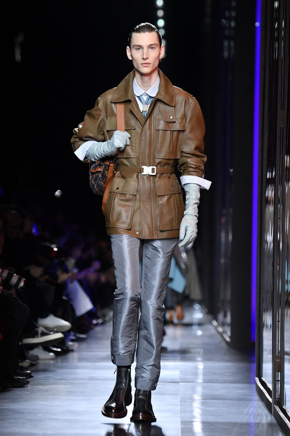 Kim Jones'un Dior Döneminde Yarattığı En İyi 30 Görünüm Kim Jones'un Dior Döneminde Yarattığı En İyi 30 Görünüm