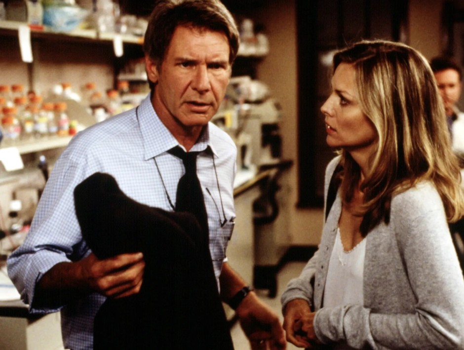 What Lies Beneath (2000)