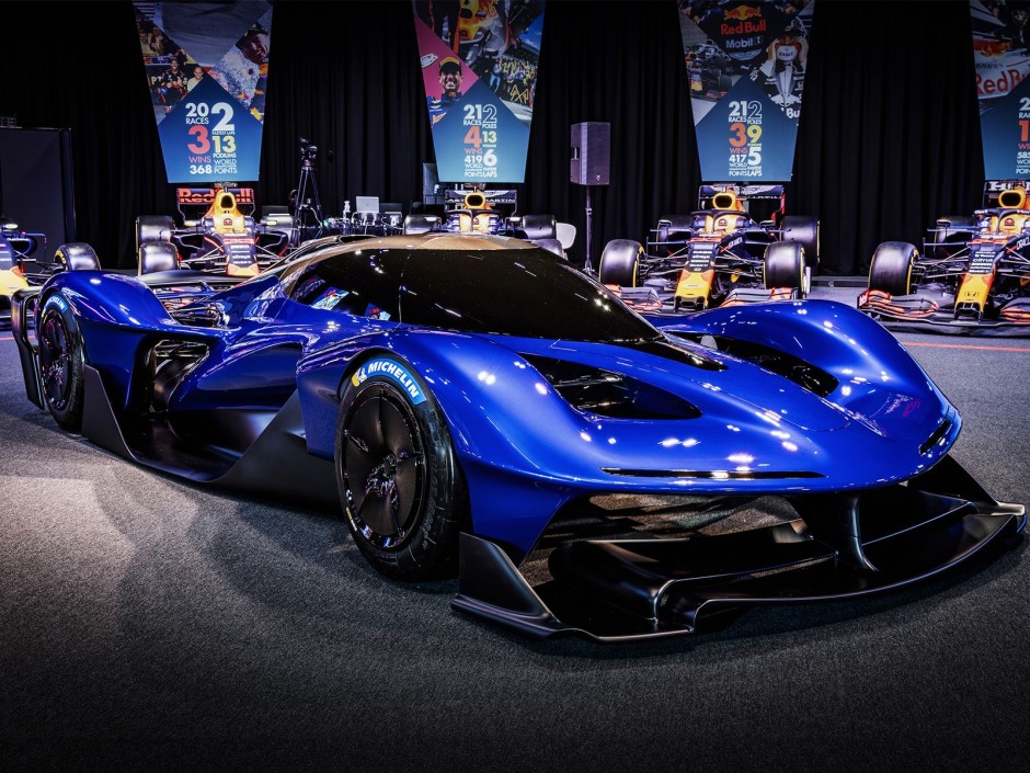 GQ 2025'in En İyi Yeni Otomobillerini Seçti