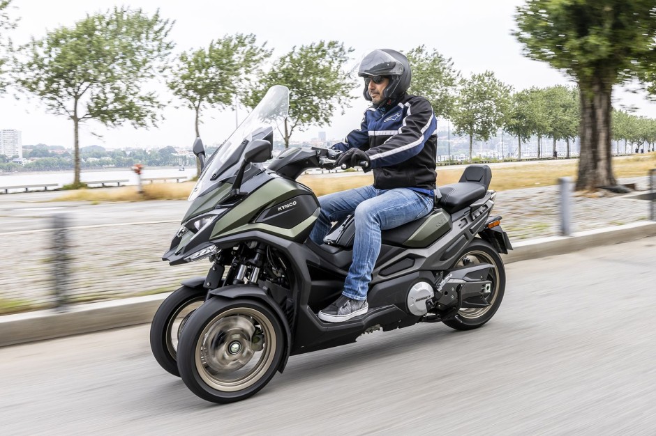 Kymco CV3, en sportif model (GQ tarafından test edildi)