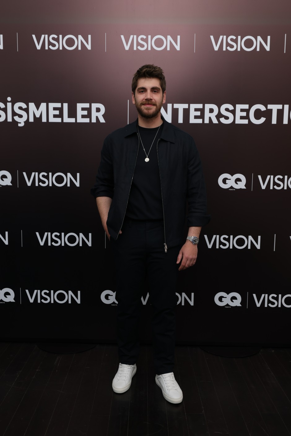 Vision Art Platform'un Yeni Sergisi Kesişmeler