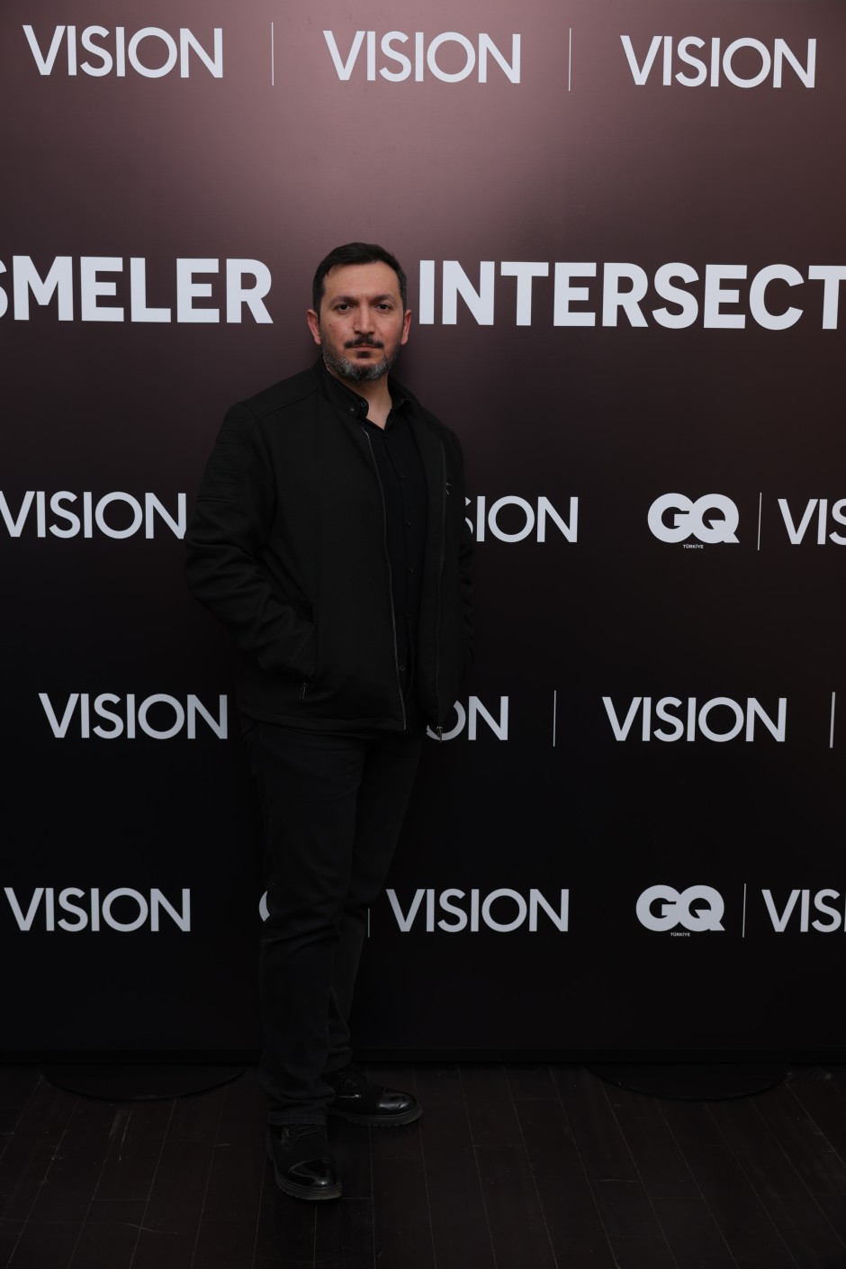 Vision Art Platform'un Yeni Sergisi Kesişmeler