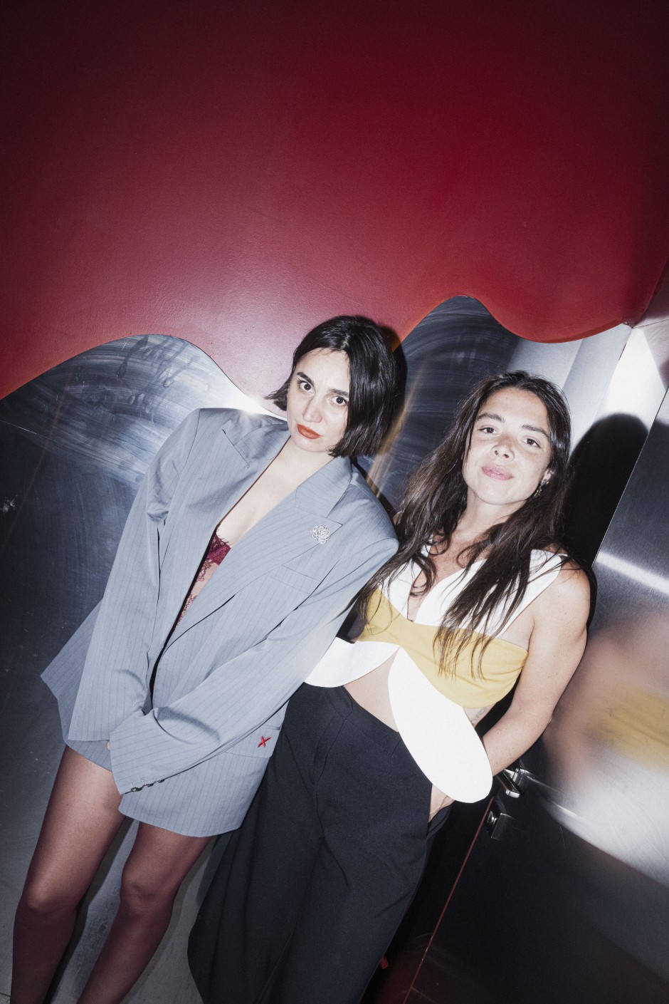 GQ Mayıs Sayısı için 'Too Little Too Late' Bir Parti