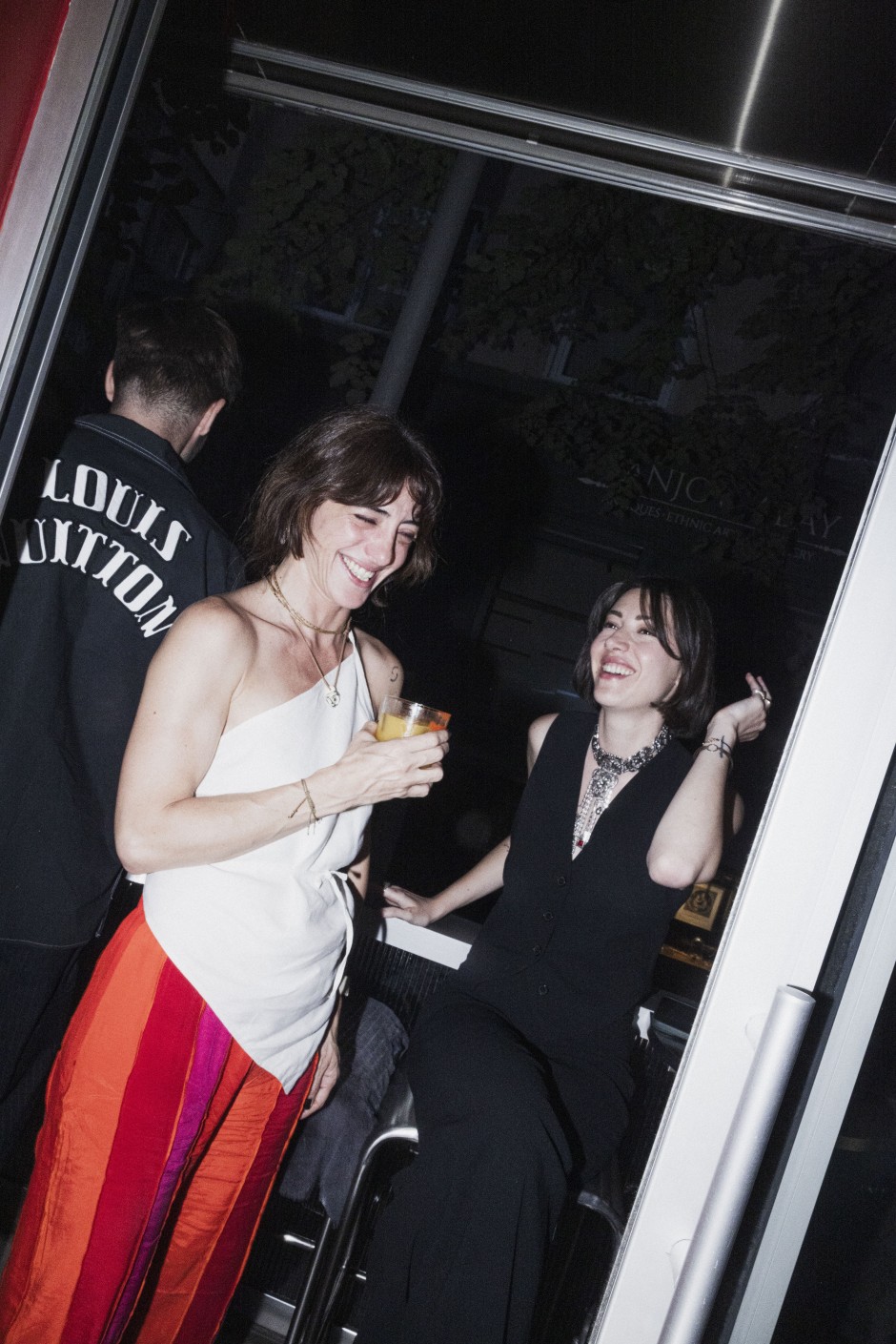 GQ Mayıs Sayısı için 'Too Little Too Late' Bir Parti