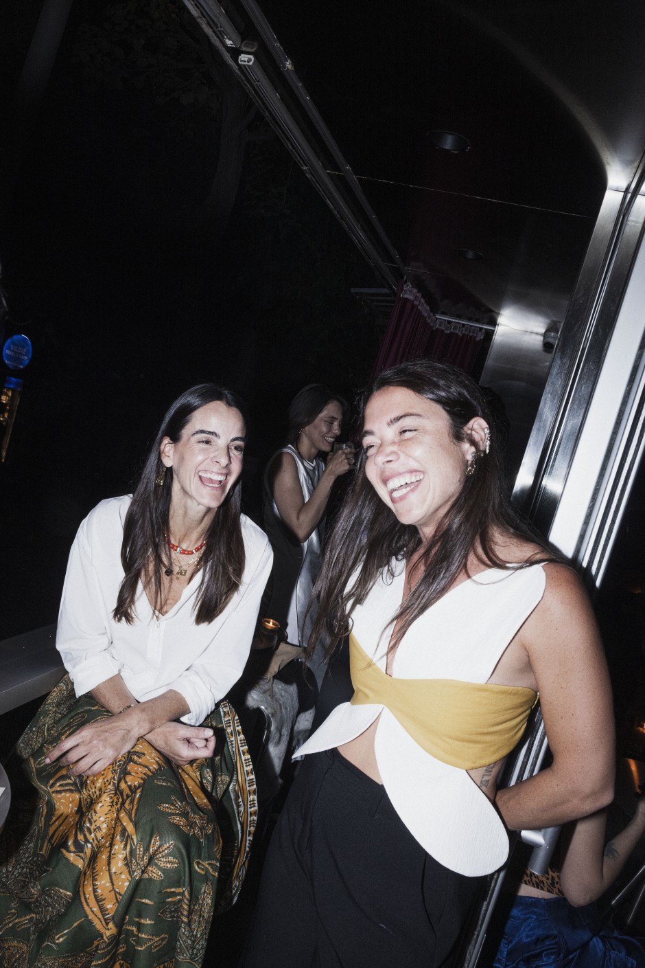 GQ Mayıs Sayısı için 'Too Little Too Late' Bir Parti