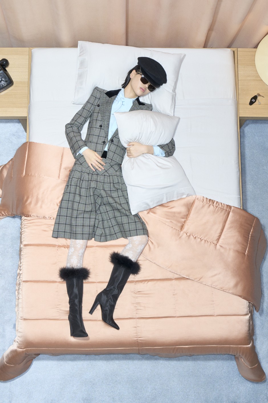 Valentino ve Alessandro Michele Bu Kez de Abartmaktan Çekinmedi