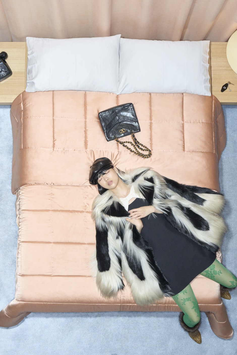 Valentino ve Alessandro Michele Bu Kez de Abartmaktan Çekinmedi