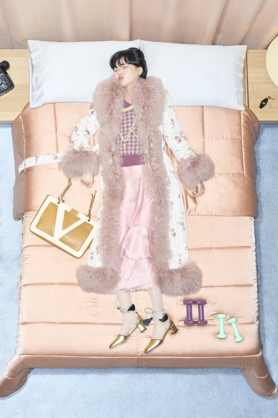 Valentino ve Alessandro Michele Bu Kez de Abartmaktan Çekinmedi