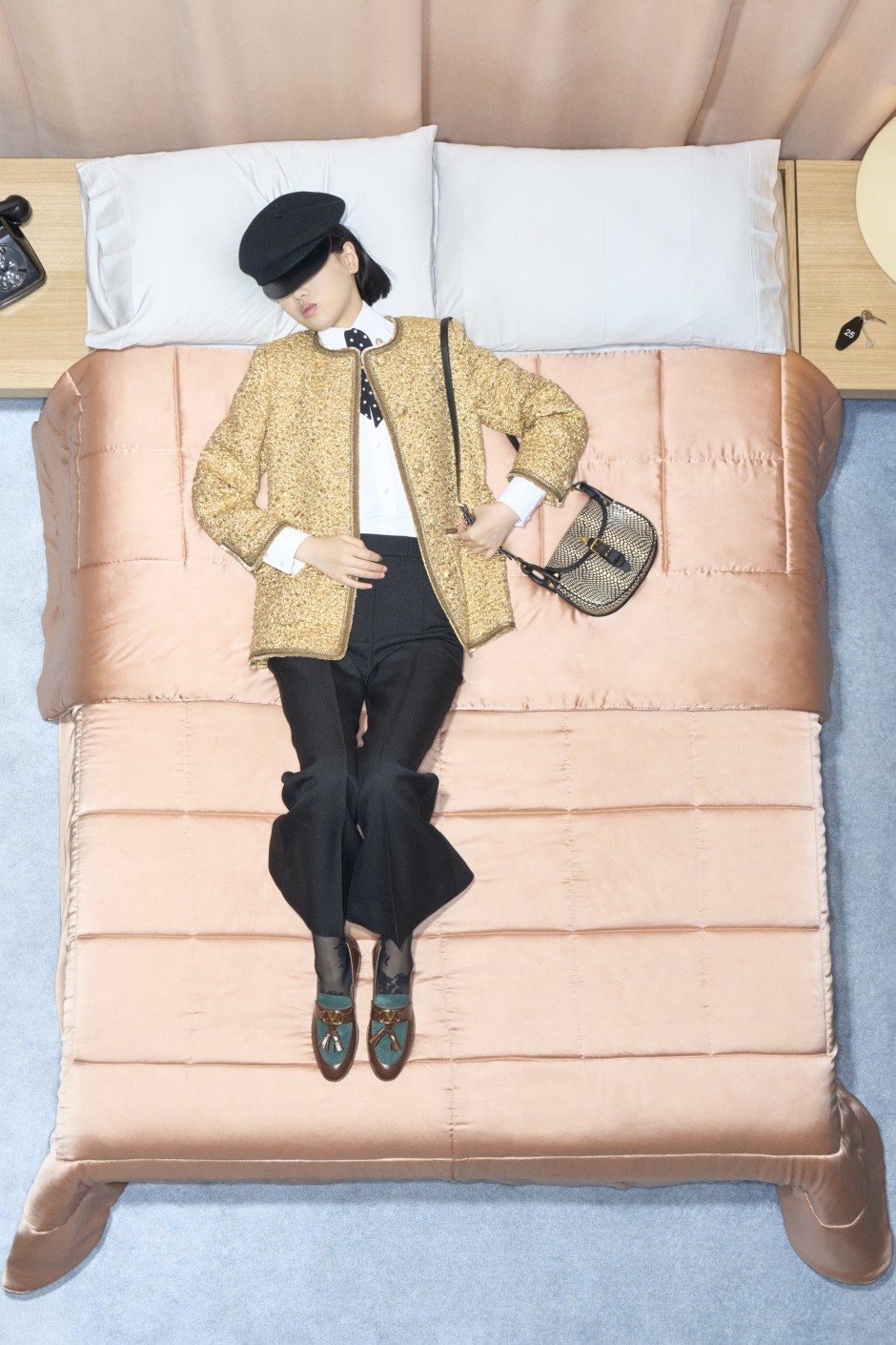 Valentino ve Alessandro Michele Bu Kez de Abartmaktan Çekinmedi