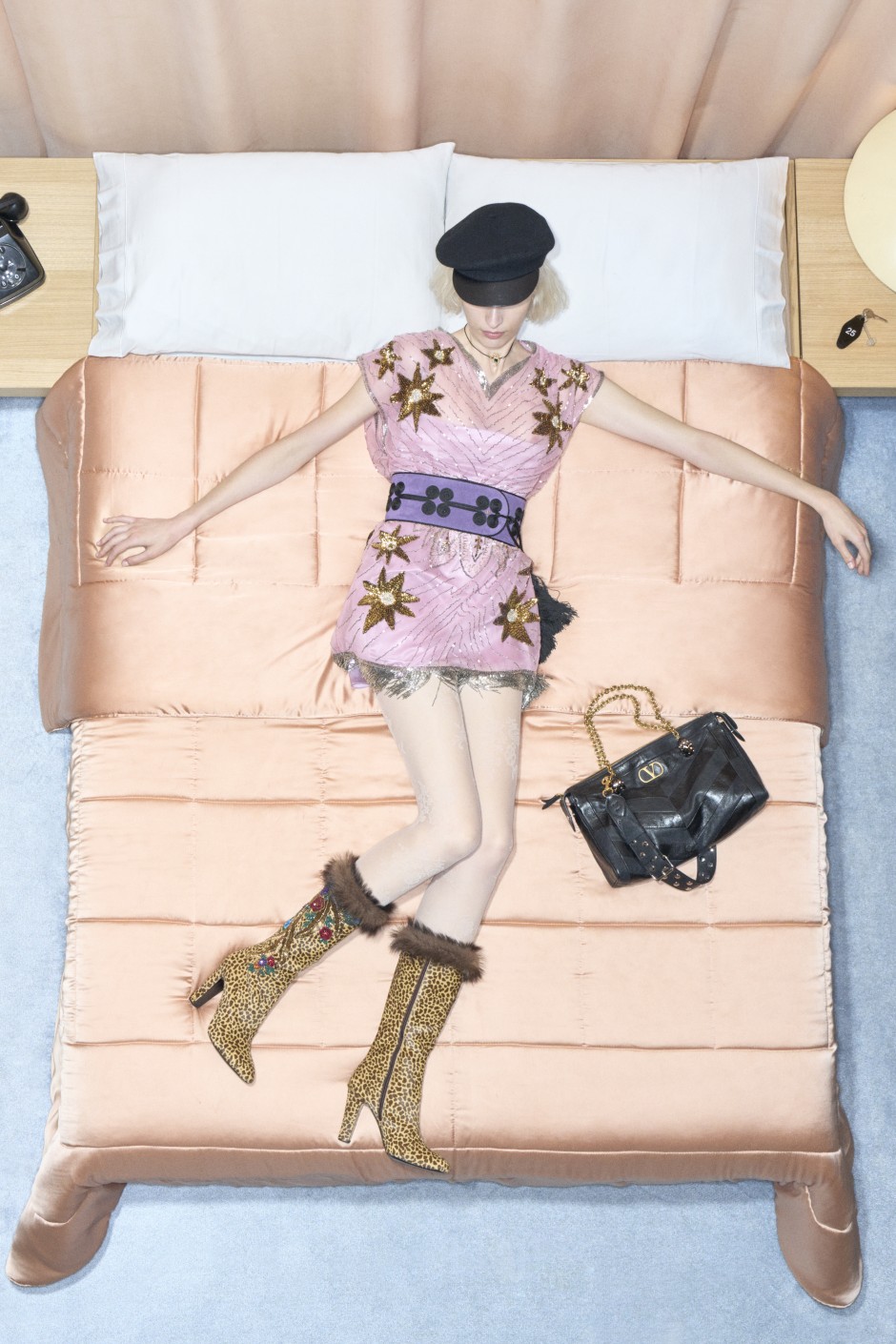 Valentino ve Alessandro Michele Bu Kez de Abartmaktan Çekinmedi