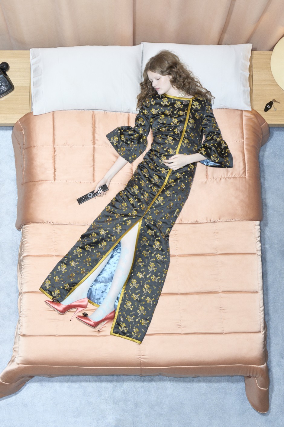 Valentino ve Alessandro Michele Bu Kez de Abartmaktan Çekinmedi