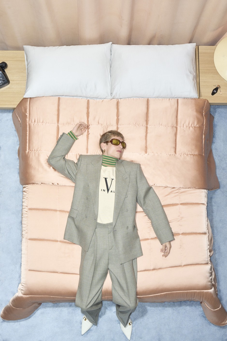 Valentino ve Alessandro Michele Bu Kez de Abartmaktan Çekinmedi