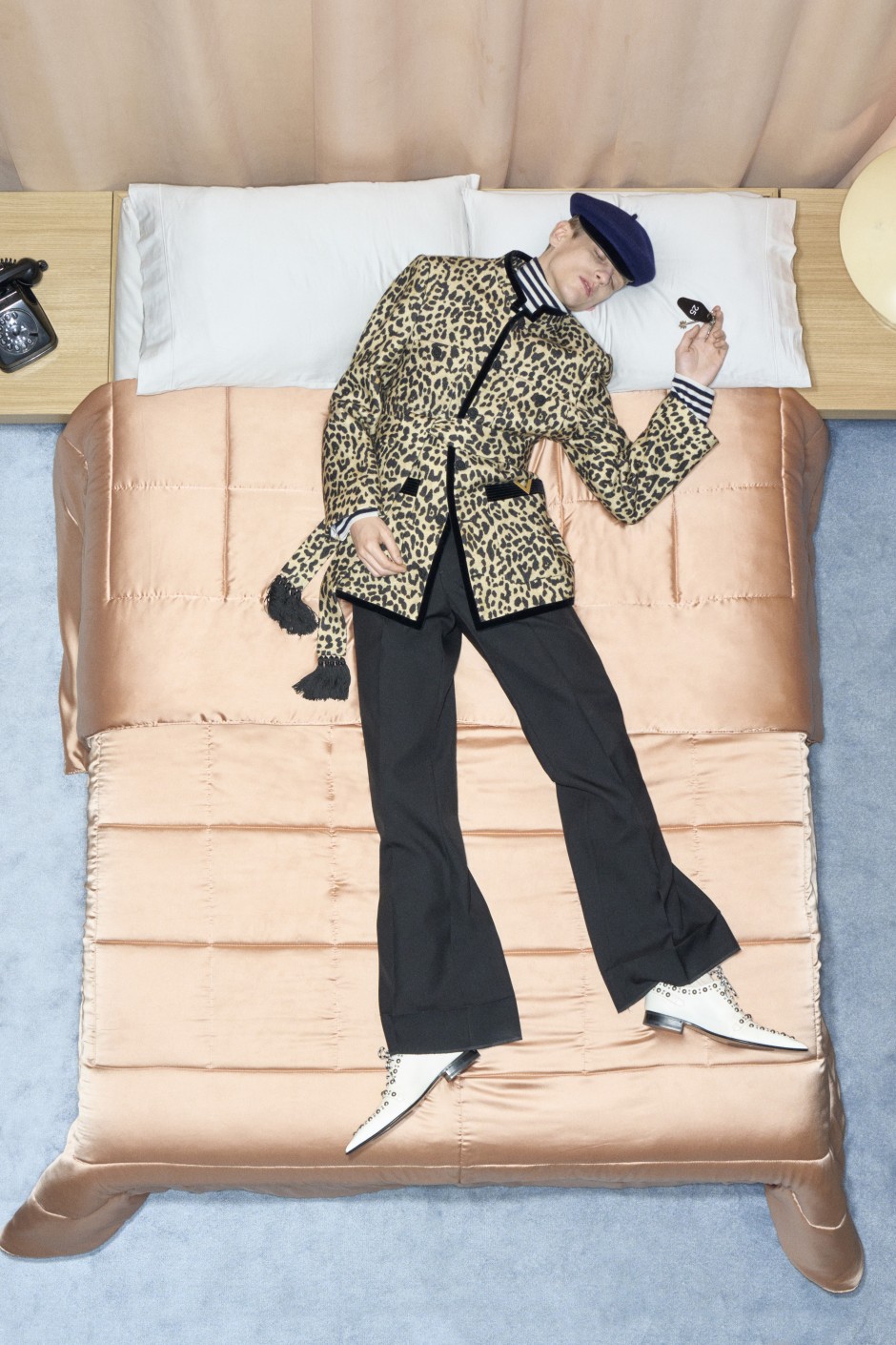 Valentino ve Alessandro Michele Bu Kez de Abartmaktan Çekinmedi