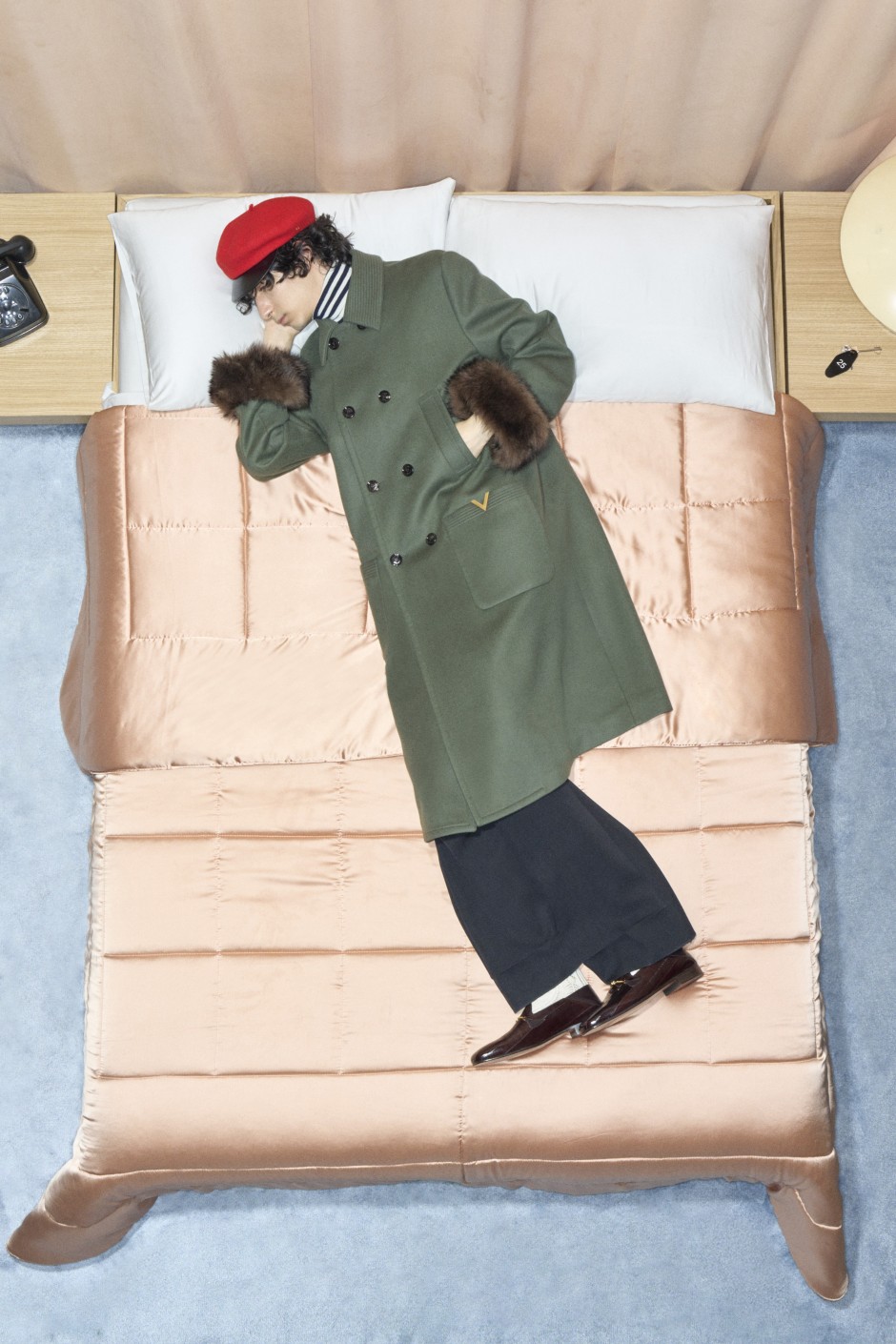 Valentino ve Alessandro Michele Bu Kez de Abartmaktan Çekinmedi