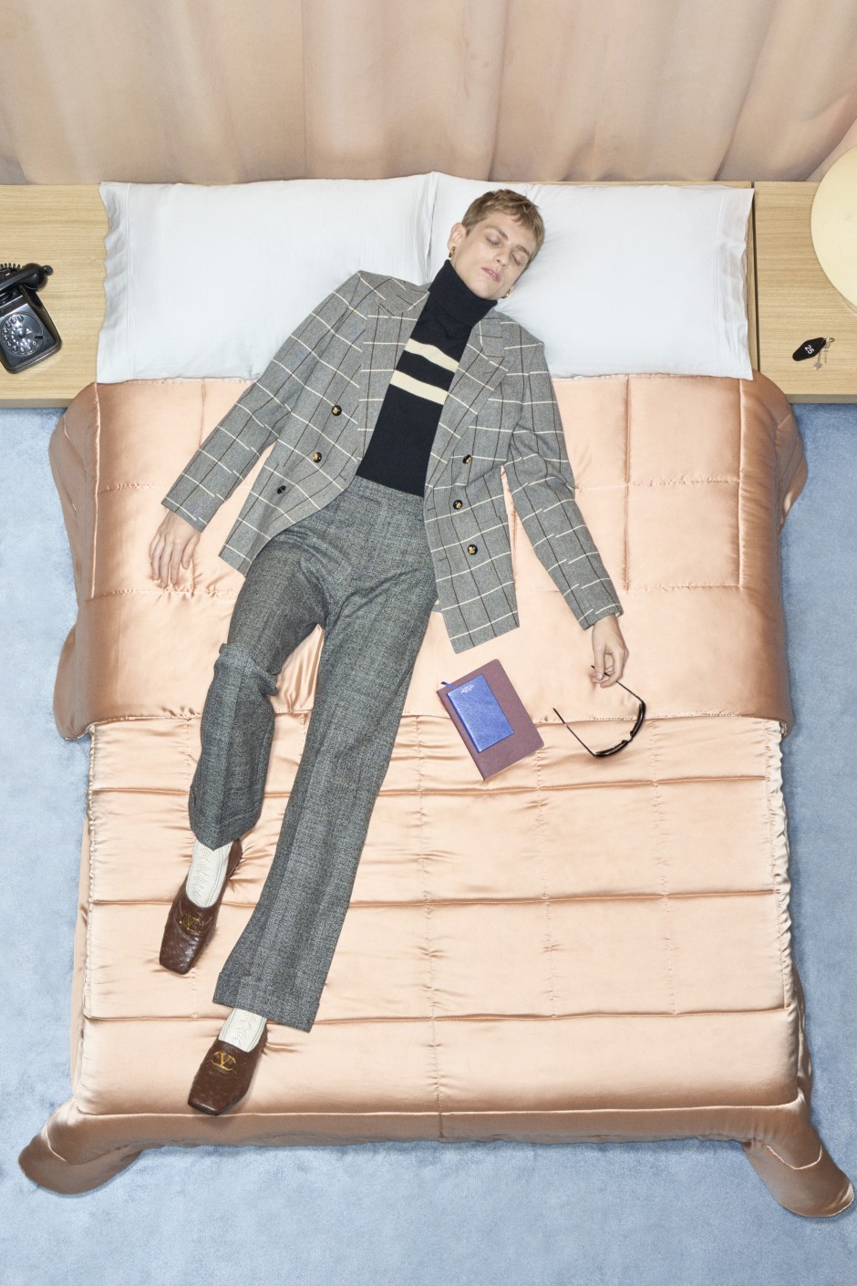 Valentino ve Alessandro Michele Bu Kez de Abartmaktan Çekinmedi