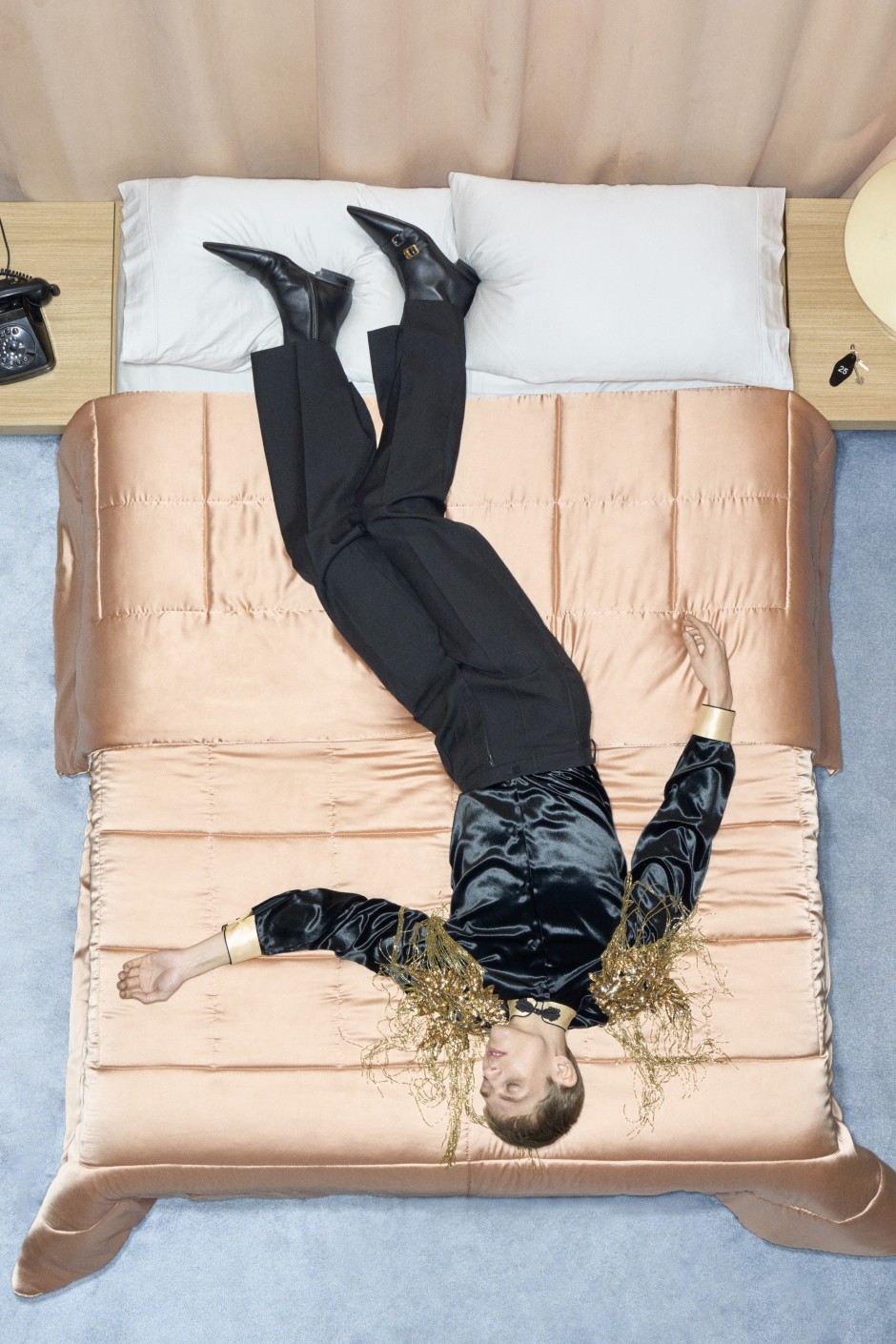 Valentino ve Alessandro Michele Bu Kez de Abartmaktan Çekinmedi