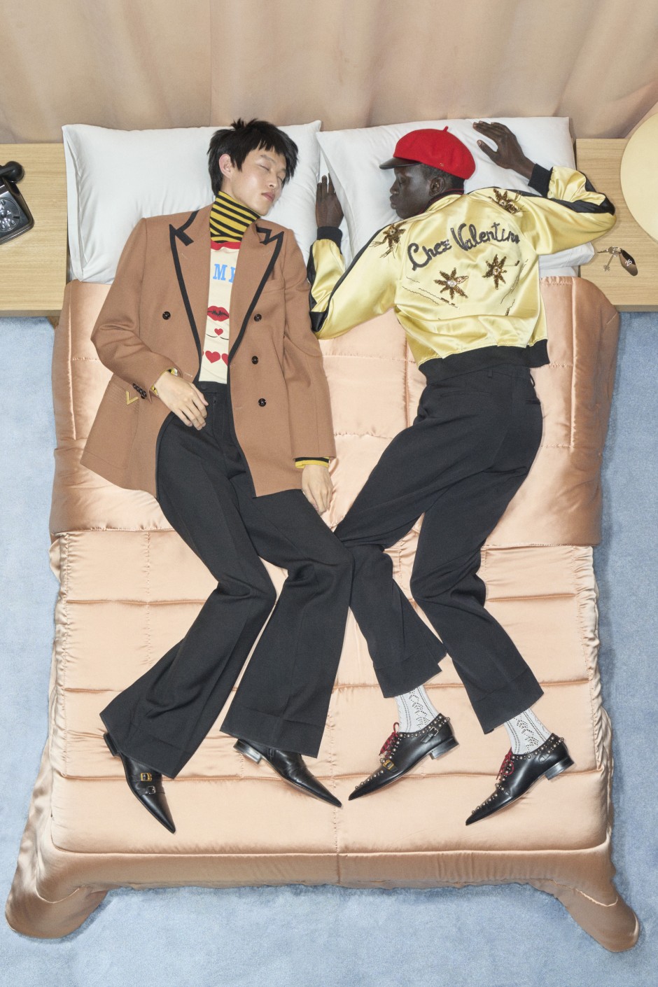 Valentino ve Alessandro Michele Bu Kez de Abartmaktan Çekinmedi