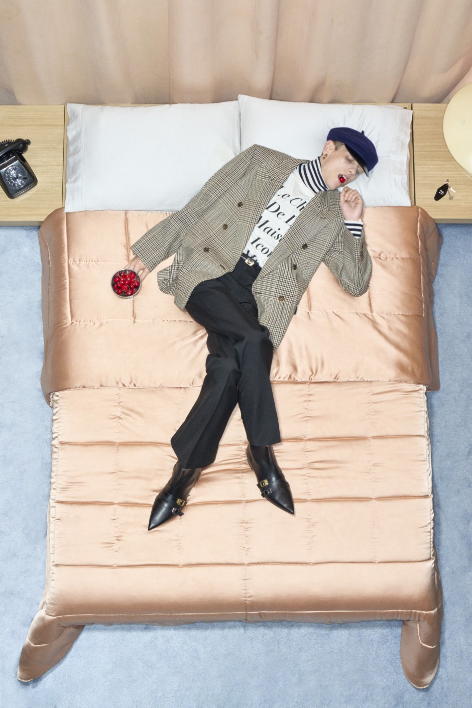 Valentino ve Alessandro Michele Bu Kez de Abartmaktan Çekinmedi