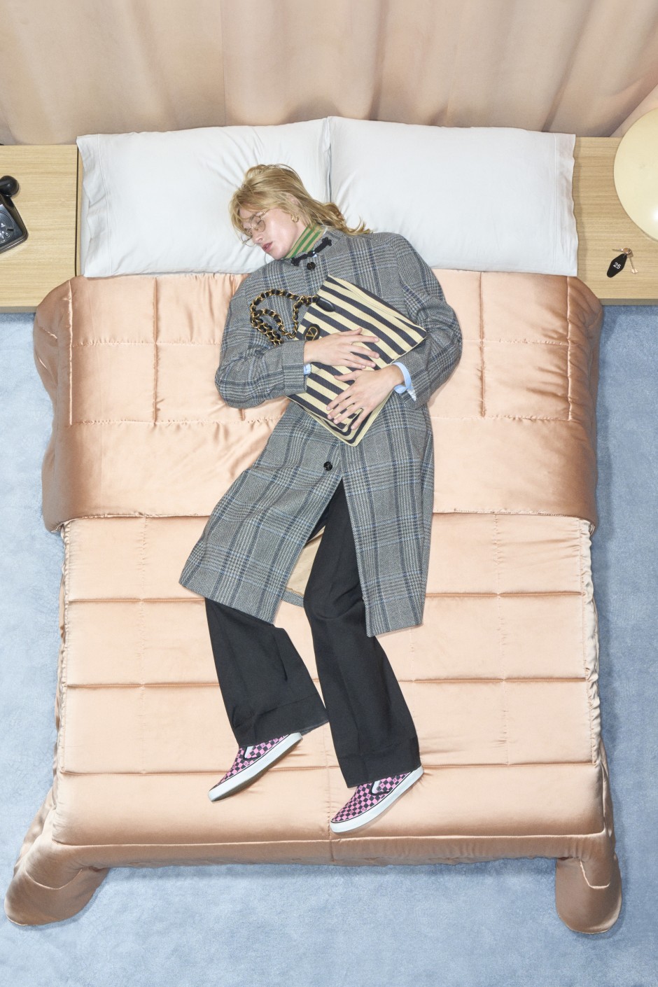 Valentino ve Alessandro Michele Bu Kez de Abartmaktan Çekinmedi