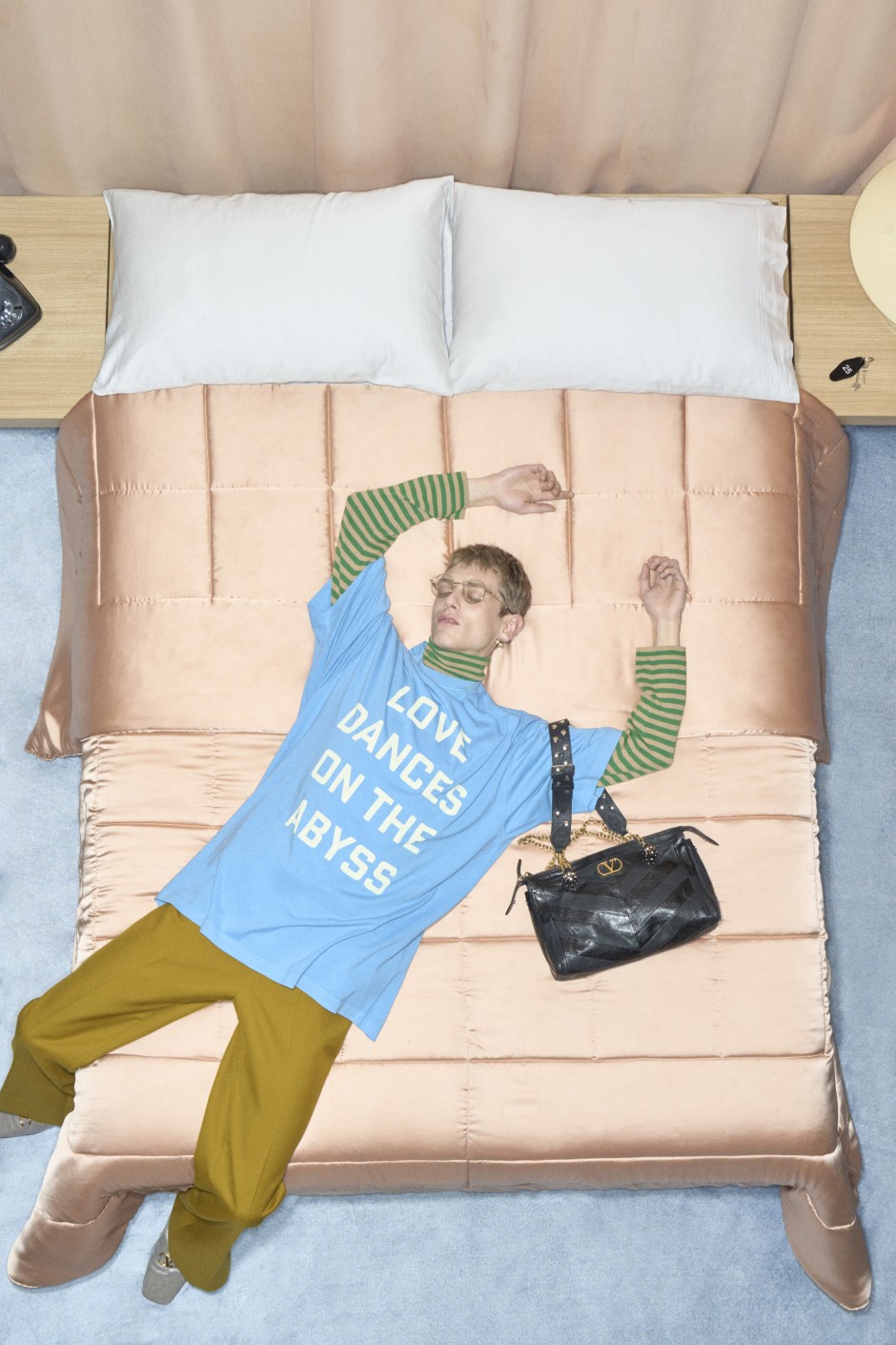 Valentino ve Alessandro Michele Bu Kez de Abartmaktan Çekinmedi