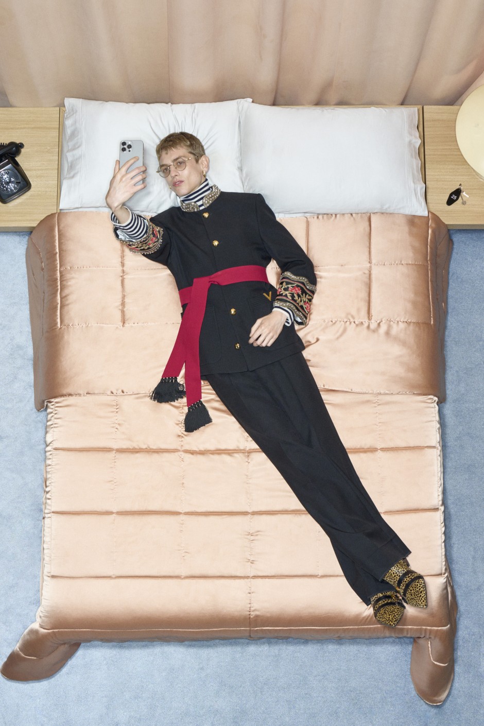 Valentino ve Alessandro Michele Bu Kez de Abartmaktan Çekinmedi