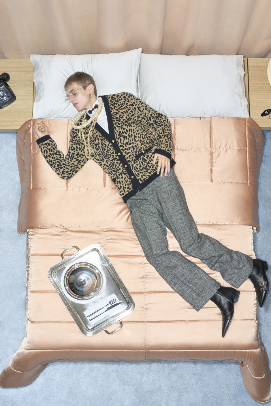 Valentino ve Alessandro Michele Bu Kez de Abartmaktan Çekinmedi