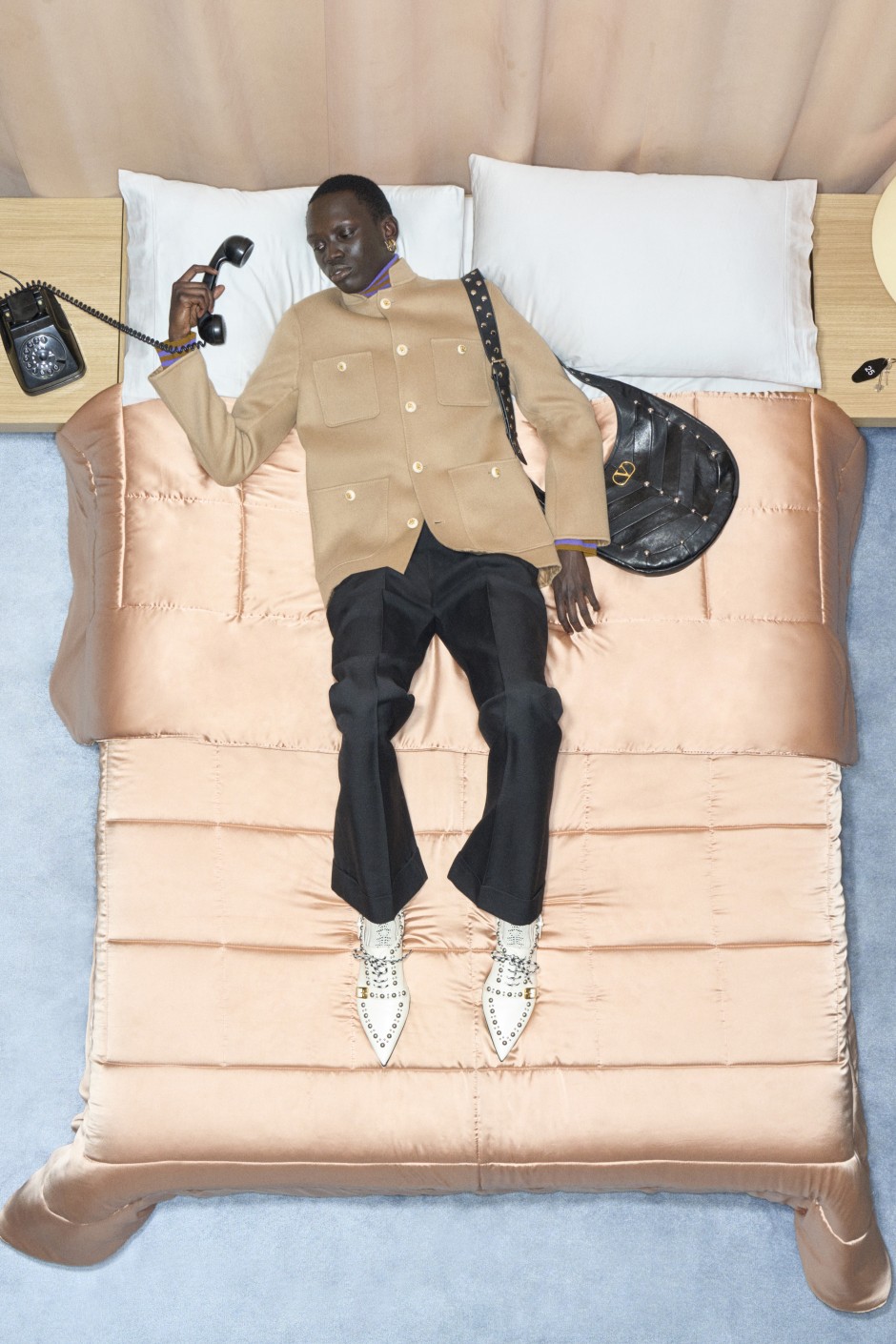 Valentino ve Alessandro Michele Bu Kez de Abartmaktan Çekinmedi