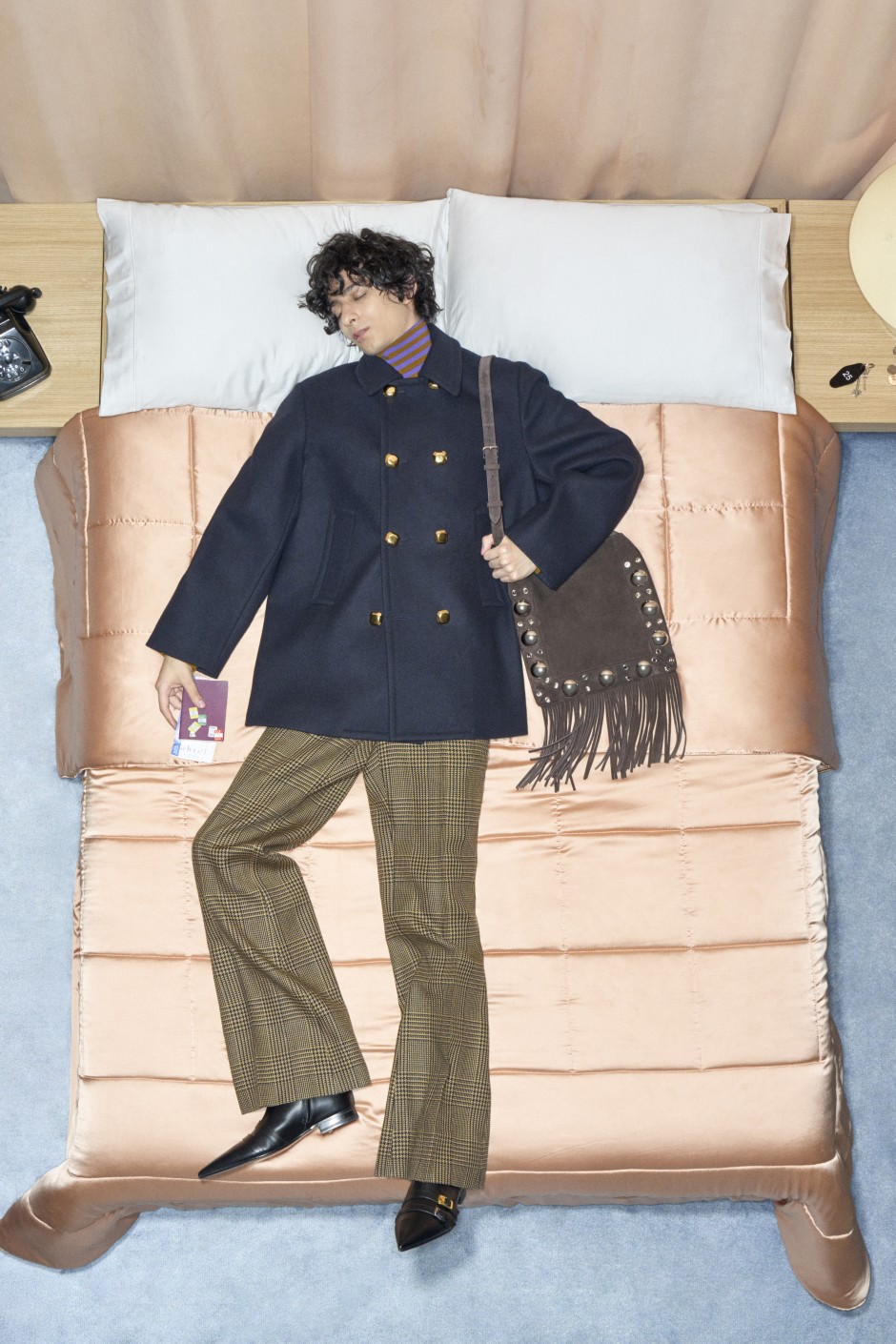 Valentino ve Alessandro Michele Bu Kez de Abartmaktan Çekinmedi