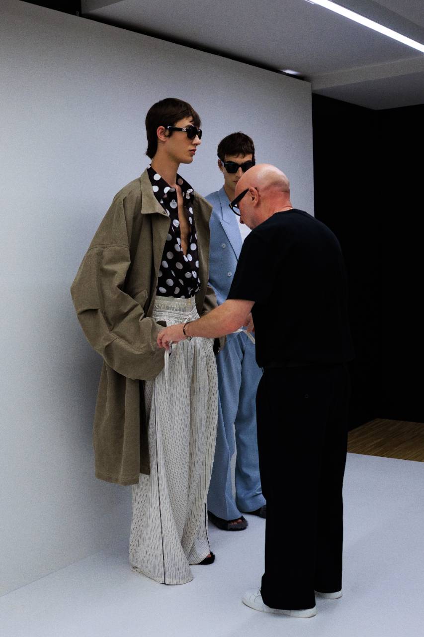 Dolce & Gabbana Defilesinde Kendinizi Adeta Bir Pijama Partisindeymiş Gibi Hissediyorsunuz