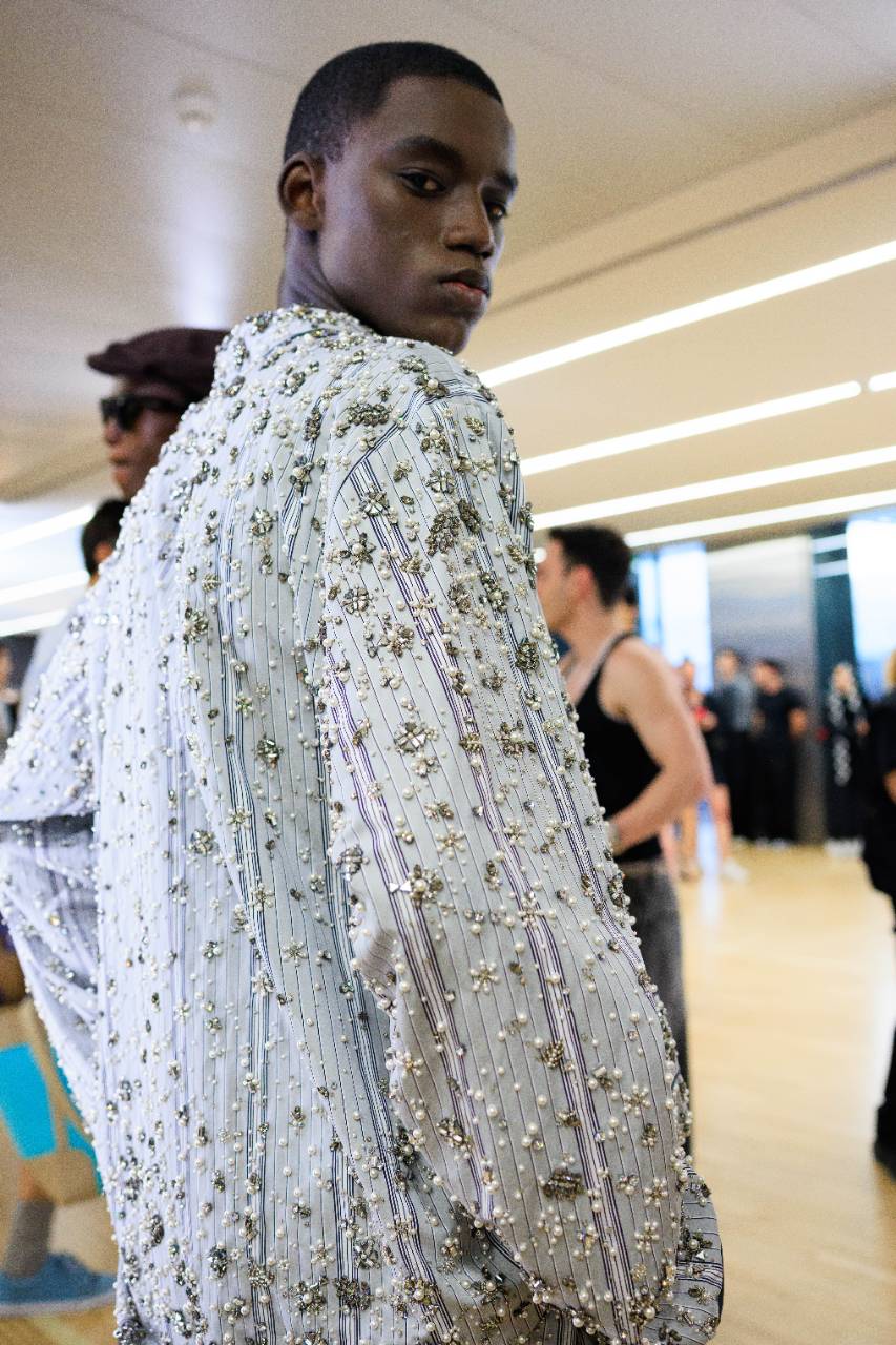 Dolce & Gabbana Defilesinde Kendinizi Adeta Bir Pijama Partisindeymiş Gibi Hissediyorsunuz