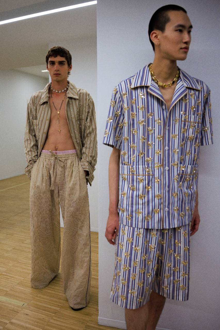 Dolce & Gabbana Defilesinde Kendinizi Adeta Bir Pijama Partisindeymiş Gibi Hissediyorsunuz