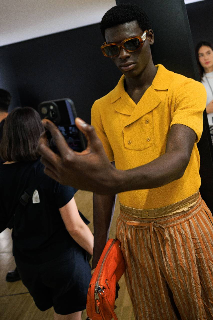 Dolce & Gabbana Defilesinde Kendinizi Adeta Bir Pijama Partisindeymiş Gibi Hissediyorsunuz