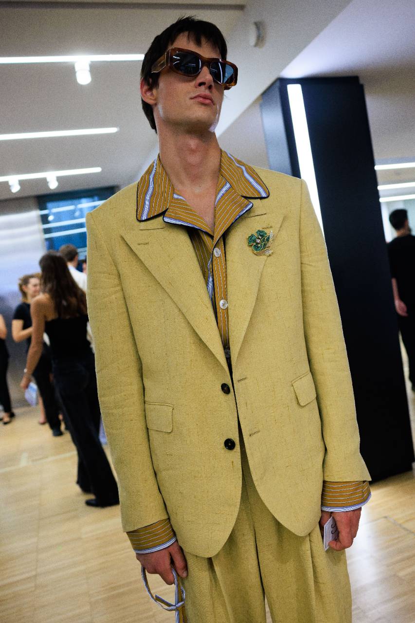 Dolce & Gabbana Defilesinde Kendinizi Adeta Bir Pijama Partisindeymiş Gibi Hissediyorsunuz