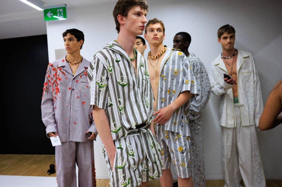 Dolce & Gabbana Defilesinde Kendinizi Adeta Bir Pijama Partisindeymiş Gibi Hissediyorsunuz