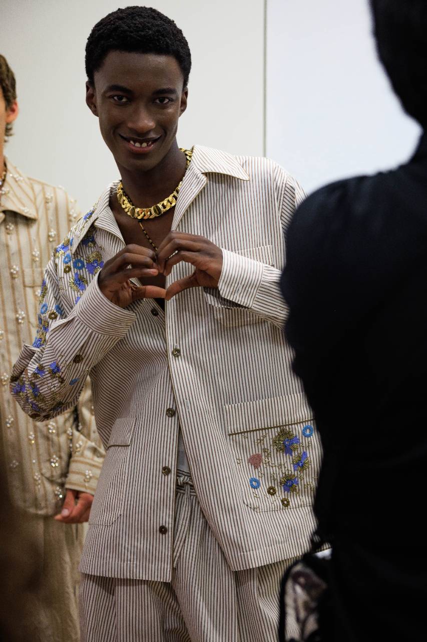 Dolce & Gabbana Defilesinde Kendinizi Adeta Bir Pijama Partisindeymiş Gibi Hissediyorsunuz