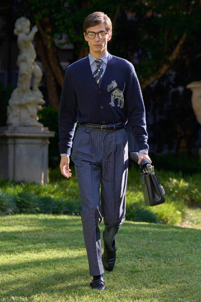 Neden Prada, Son Erkek Koleksiyonunda Pantolonsuzluğa Gitti?