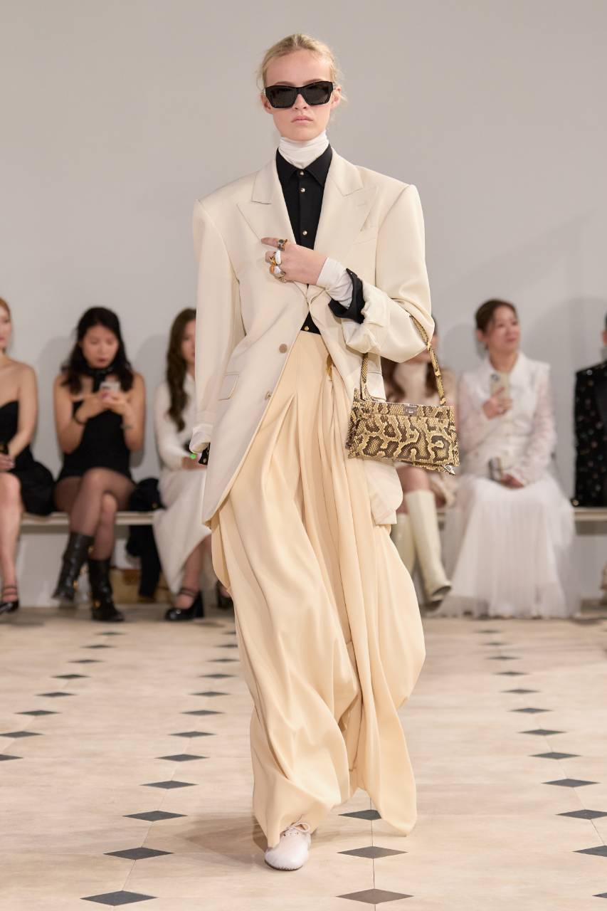 Michael Rider’ın Yeni Celine’i Hakkında Bilmeniz Gereken Her Şey