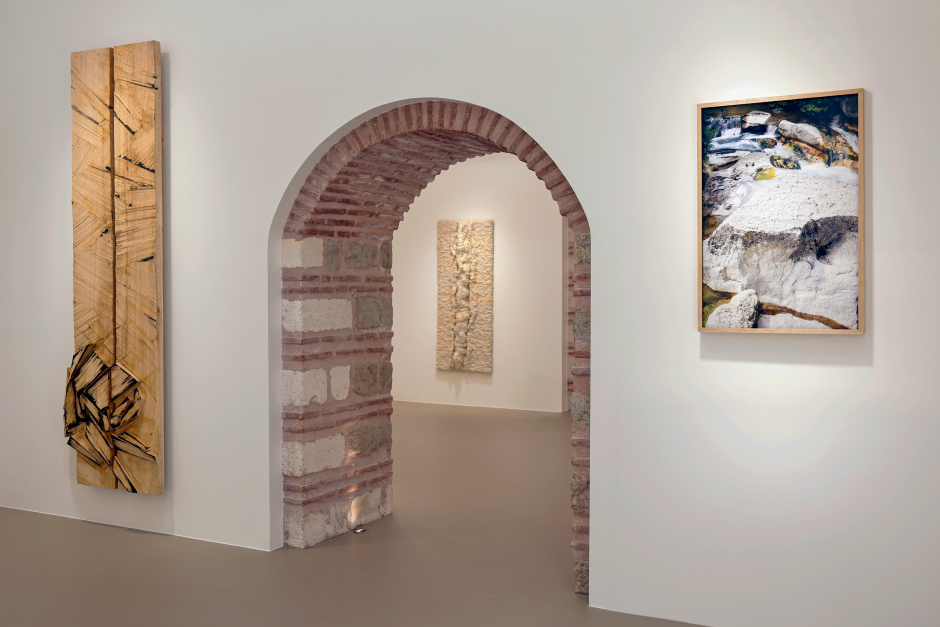 Galeri Bosfor, Karaköy'deki Yeni Mekanını “KÖLEMEN 7” Grup Sergisi İle Açıyor