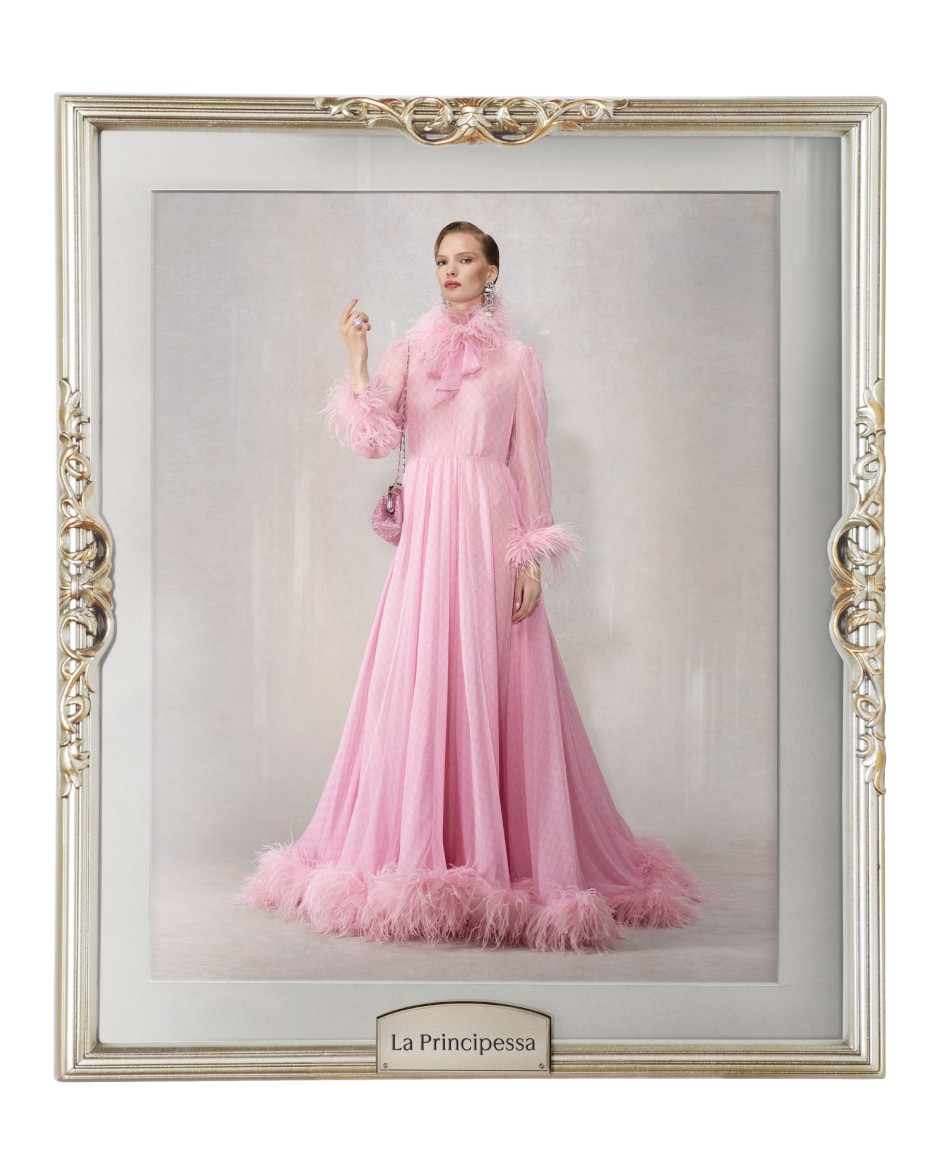 Demna’nın Yeni Gucci’si La Famiglia ile Başlıyor