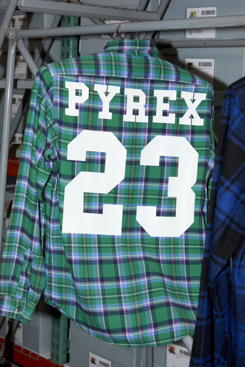 Pyrex Vision Flanel