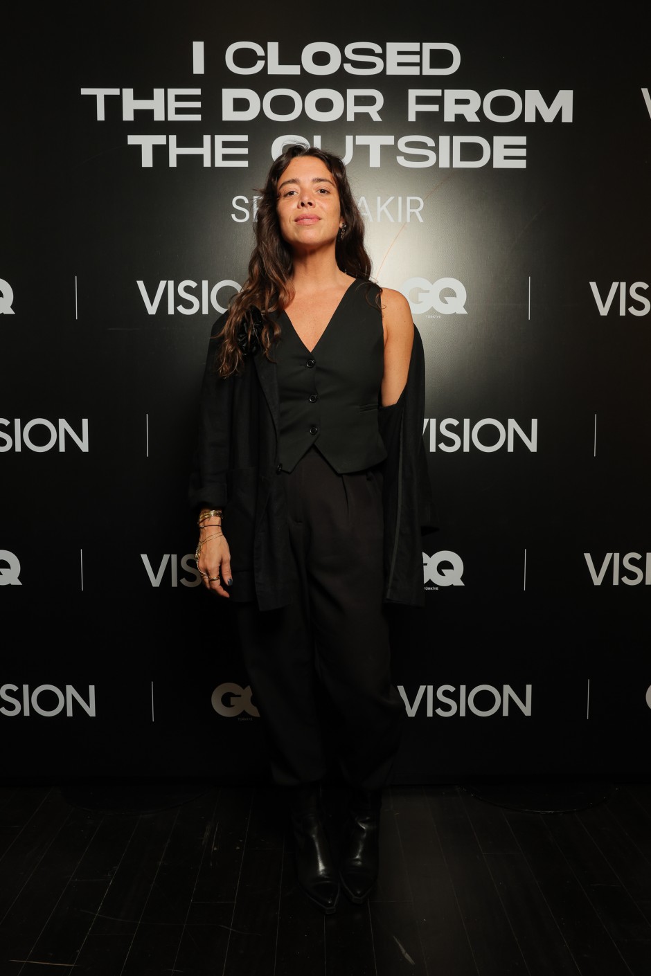 'Kapıyı Kışarıdan Kapattım' Sergisinin Açılışı, Vision Art Platform Çatısı Altında GQ Türkiye ile Gerçekleşti