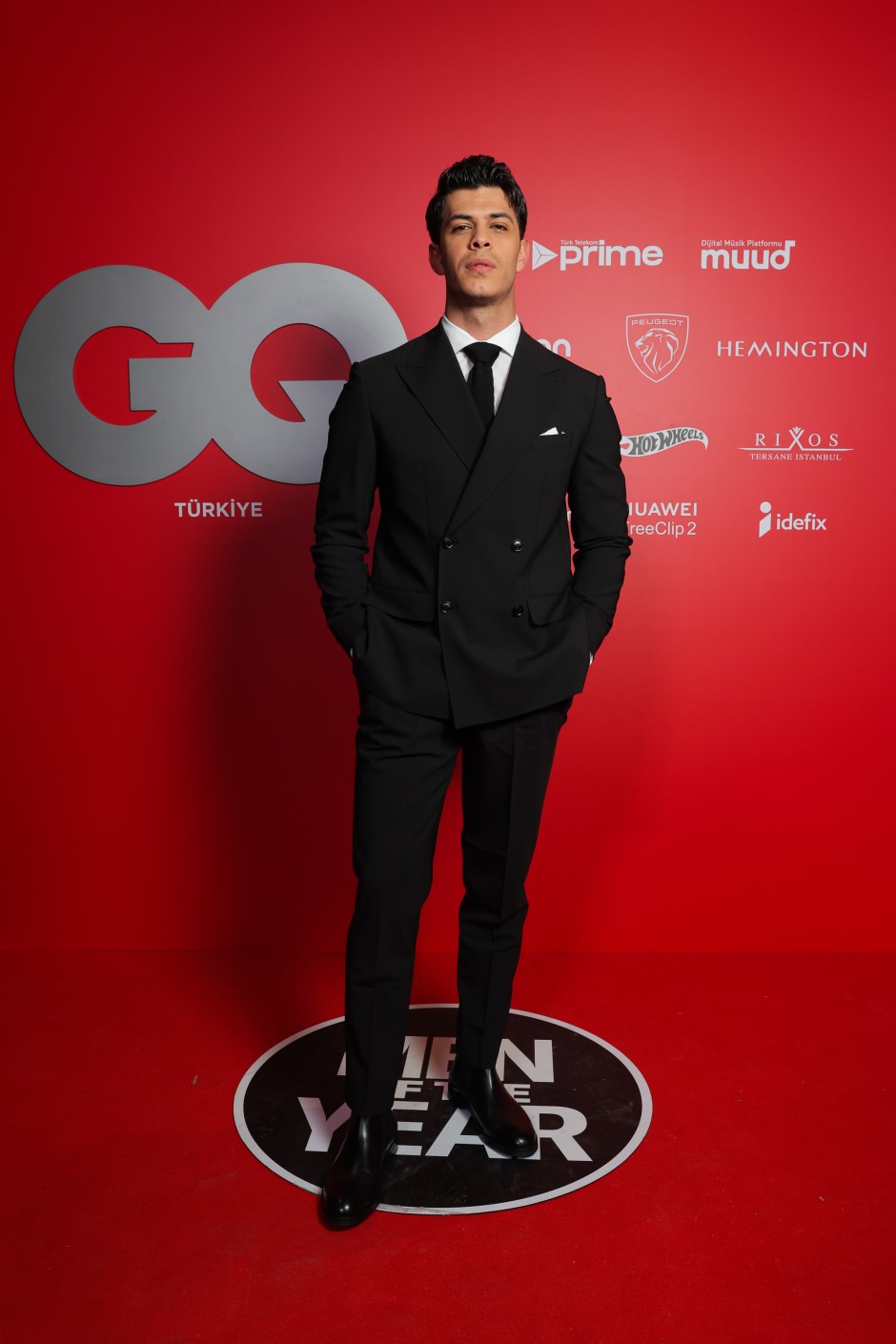 MOTY 2025 Kırmızı Halısında Kimler Var?