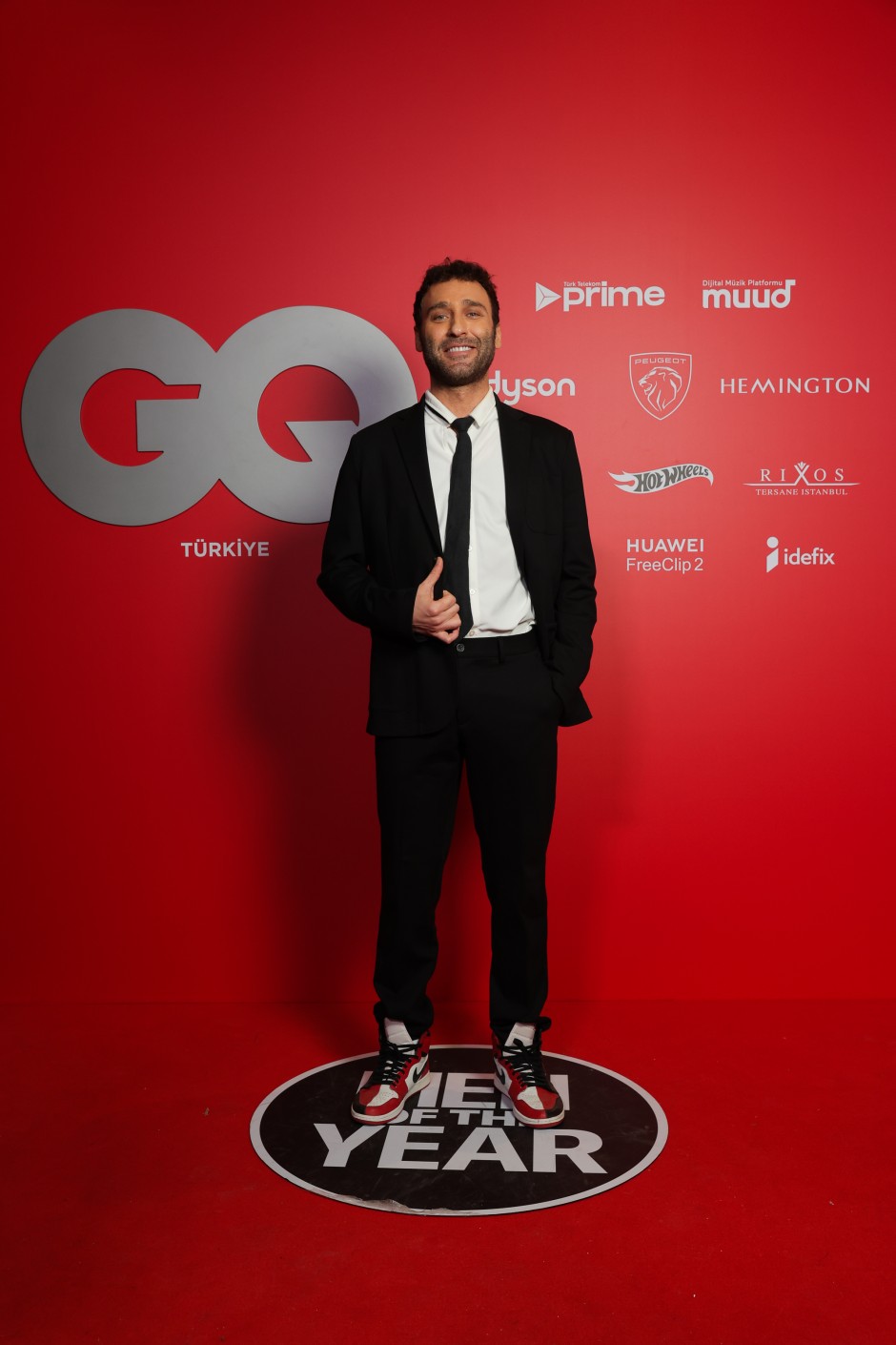 MOTY 2025 Kırmızı Halısında Kimler Var?