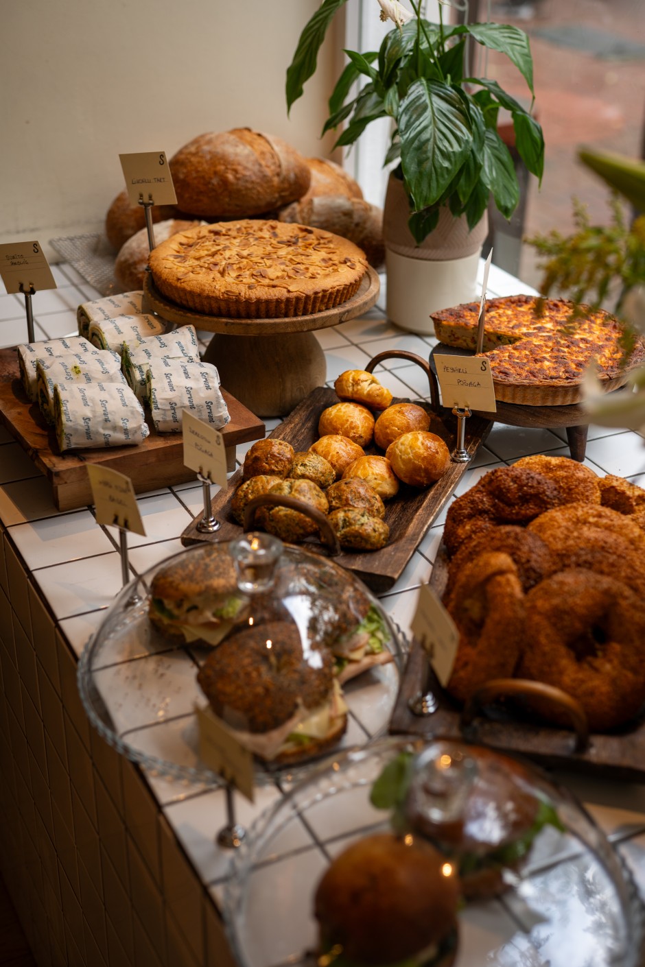 Nişantaşı’nda Günün Ritmini Yakalayan Bir Durak: Servant